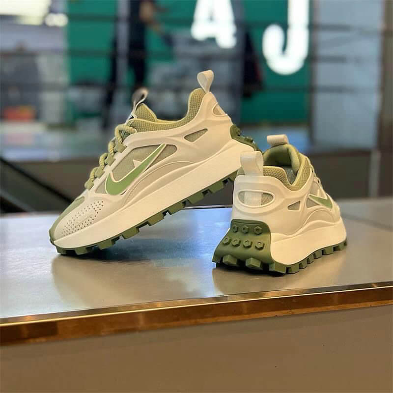 Baskets nike bailleli