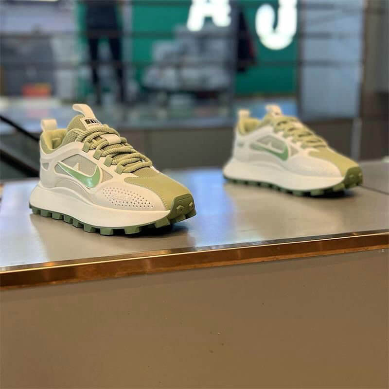 Baskets nike bailleli