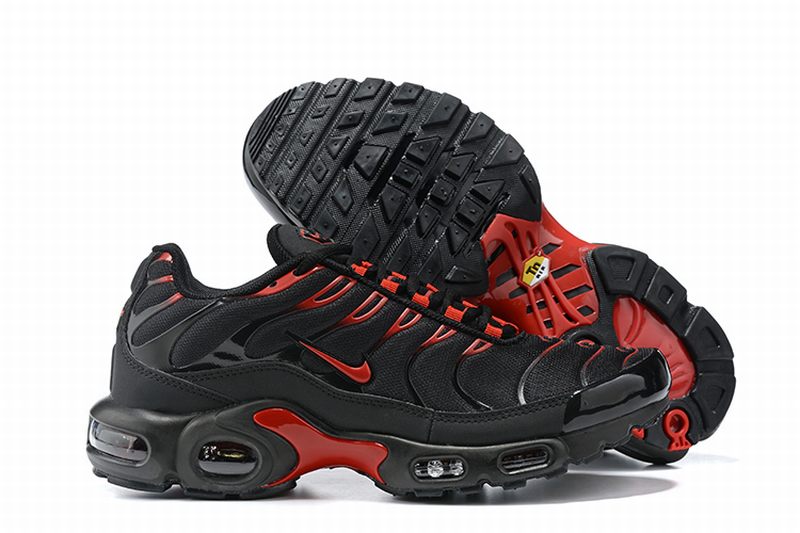 Baskets nike air max plus tn  black Red