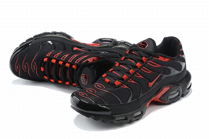 Baskets nike air max plus tn  black Red