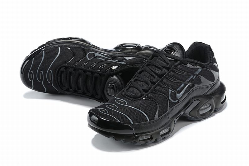 Baskets nike air max plus tn Triple Black