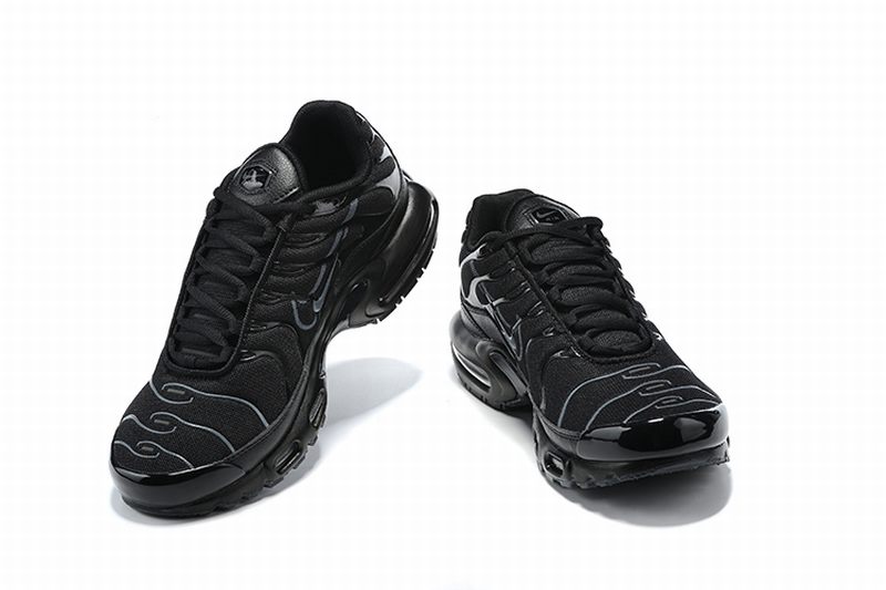 Baskets nike air max plus tn Triple Black