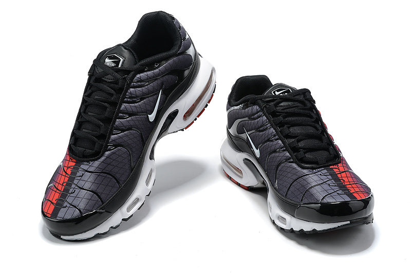 Baskets nike air max plus tn red grey