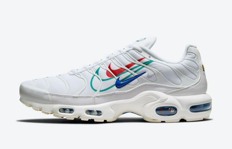 Découvrez les Baskets Nike Air Max Plus tn Multi-Swoosh Blanc, fusion parfaite du style streetwear et de la performance technique. Commandez maintenant !