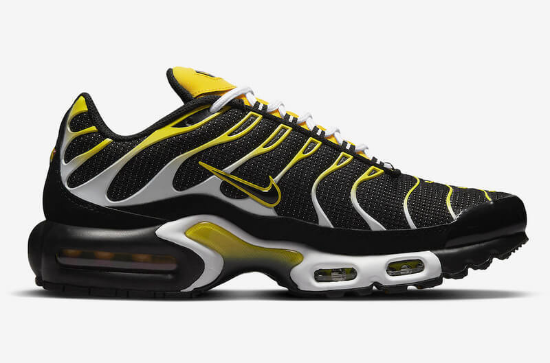 Découvrez les Baskets Nike Air Max Plus TN Black Tour Yellow, un incontournable du streetwear au look percutant. Ne manquez pas cette silhouette unique!